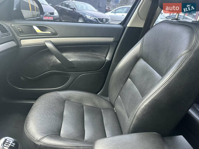 Черный Шкода Октавия, объемом двигателя 1.6 л и пробегом 227 тыс. км за 8700 $, фото 49 на Automoto.ua