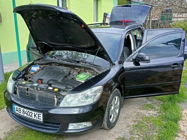 Чорний Шкода Октавія, об'ємом двигуна 1.6 л та пробігом 285 тис. км за 8599 $, фото 52 на Automoto.ua
