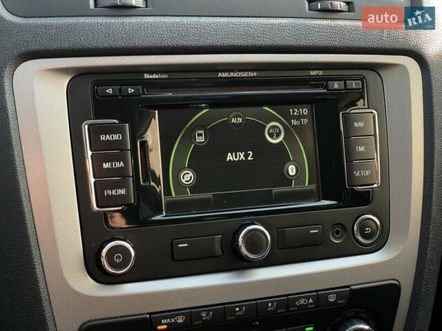 Чорний Шкода Октавія, об'ємом двигуна 2 л та пробігом 293 тис. км за 9955 $, фото 53 на Automoto.ua