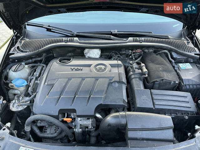 Черный Шкода Октавия, объемом двигателя 1.97 л и пробегом 210 тыс. км за 14500 $, фото 53 на Automoto.ua