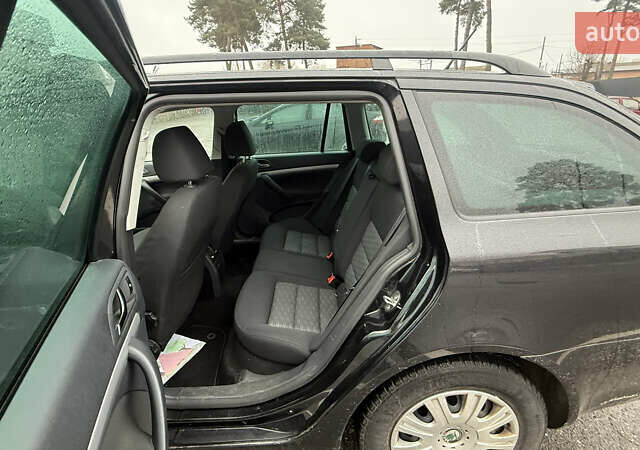 Черный Шкода Октавия, объемом двигателя 1.6 л и пробегом 280 тыс. км за 8500 $, фото 7 на Automoto.ua