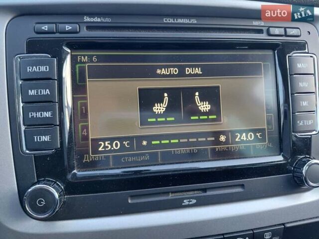 Черный Шкода Октавия, объемом двигателя 1.8 л и пробегом 218 тыс. км за 8999 $, фото 33 на Automoto.ua