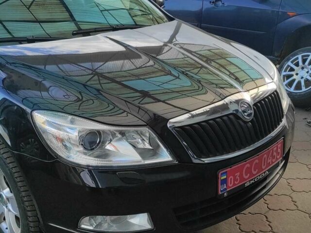 Черный Шкода Октавия, объемом двигателя 1.97 л и пробегом 250 тыс. км за 11250 $, фото 2 на Automoto.ua