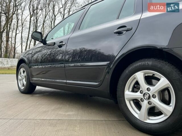 Чорний Шкода Октавія, об'ємом двигуна 2 л та пробігом 216 тис. км за 12350 $, фото 61 на Automoto.ua