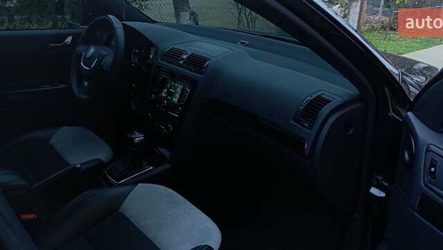 Черный Шкода Октавия, объемом двигателя 1.97 л и пробегом 263 тыс. км за 10850 $, фото 8 на Automoto.ua