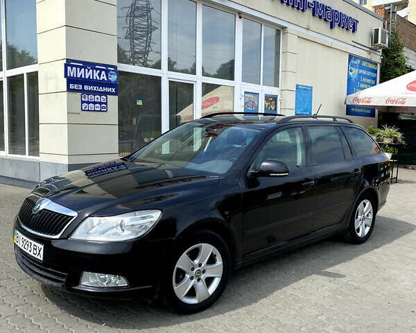 Черный Шкода Октавия, объемом двигателя 1.39 л и пробегом 250 тыс. км за 6900 $, фото 1 на Automoto.ua