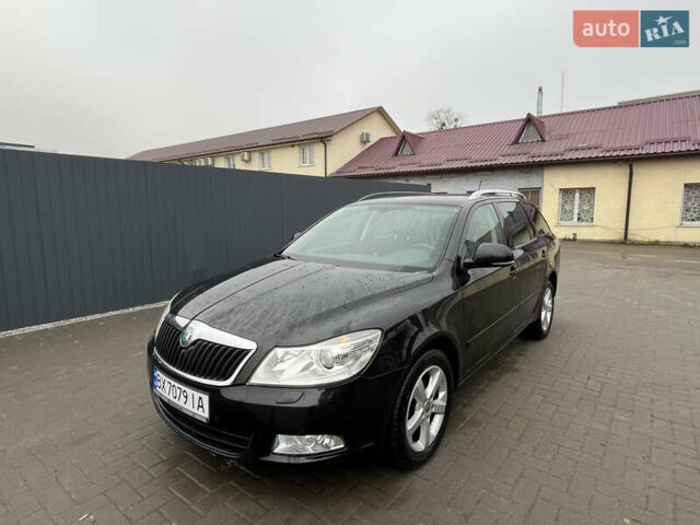 Черный Шкода Октавия, объемом двигателя 1.6 л и пробегом 262 тыс. км за 8300 $, фото 7 на Automoto.ua