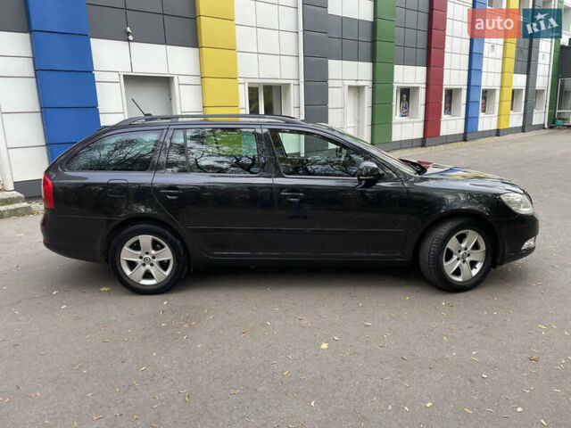 Черный Шкода Октавия, объемом двигателя 1.39 л и пробегом 212 тыс. км за 7777 $, фото 5 на Automoto.ua