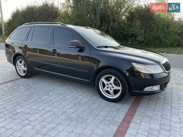 Черный Шкода Октавия, объемом двигателя 1.6 л и пробегом 251 тыс. км за 8200 $, фото 6 на Automoto.ua