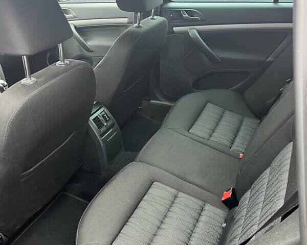 Черный Шкода Октавия, объемом двигателя 1.6 л и пробегом 262 тыс. км за 8300 $, фото 14 на Automoto.ua