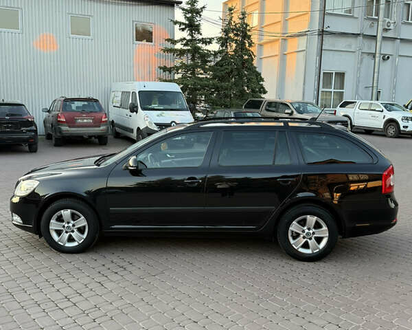 Черный Шкода Октавия, объемом двигателя 1.6 л и пробегом 255 тыс. км за 9100 $, фото 7 на Automoto.ua