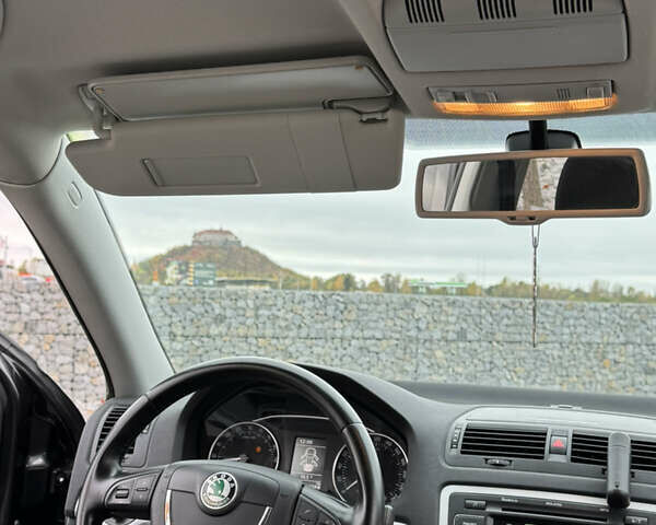 Черный Шкода Октавия, объемом двигателя 1.6 л и пробегом 264 тыс. км за 7850 $, фото 34 на Automoto.ua