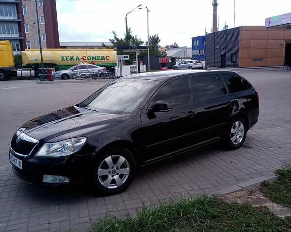Чорний Шкода Октавія, об'ємом двигуна 1.6 л та пробігом 302 тис. км за 7600 $, фото 3 на Automoto.ua