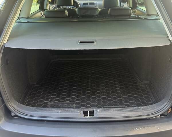 Шкода Октавія 2012 у Івано-Франківську на Automoto.ua Чорний Шкода Октавія, об'ємом двигуна 1.6 л та пробігом 224 тис. км за 8500 $, фото 30 на Automoto.ua