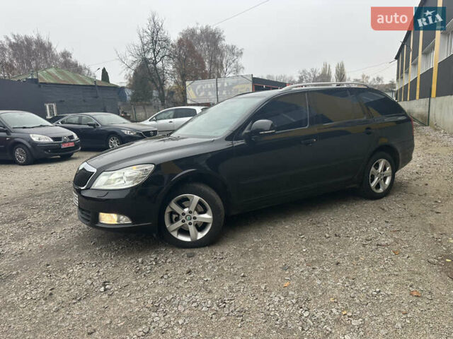 Черный Шкода Октавия, объемом двигателя 1.6 л и пробегом 227 тыс. км за 8700 $, фото 6 на Automoto.ua