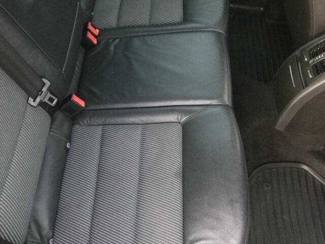 Черный Шкода Октавия, объемом двигателя 2 л и пробегом 312 тыс. км за 9100 $, фото 3 на Automoto.ua