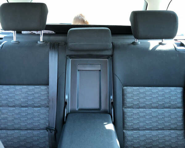 Черный Шкода Октавия, объемом двигателя 1.39 л и пробегом 250 тыс. км за 6900 $, фото 6 на Automoto.ua