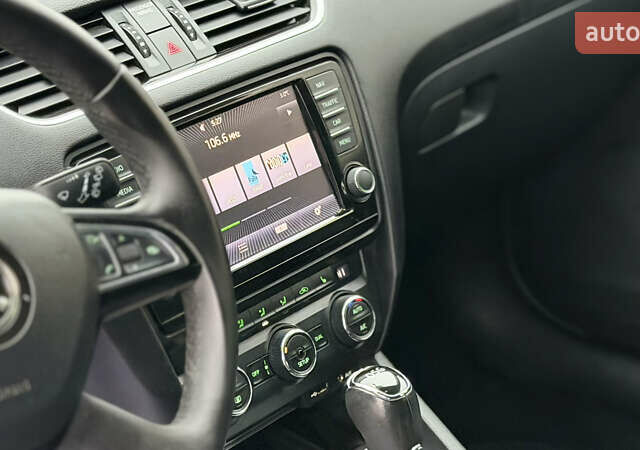 Черный Шкода Октавия, объемом двигателя 1.8 л и пробегом 190 тыс. км за 10500 $, фото 70 на Automoto.ua