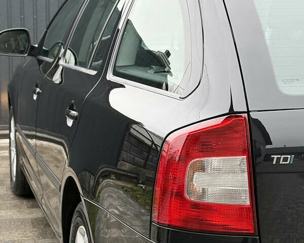 Черный Шкода Октавия, объемом двигателя 1.6 л и пробегом 207 тыс. км за 8999 $, фото 26 на Automoto.ua