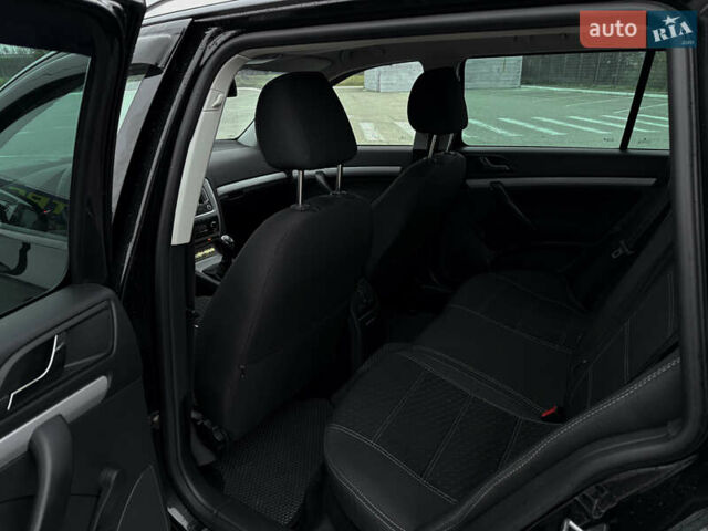 Черный Шкода Октавия, объемом двигателя 1.6 л и пробегом 132 тыс. км за 8450 $, фото 7 на Automoto.ua