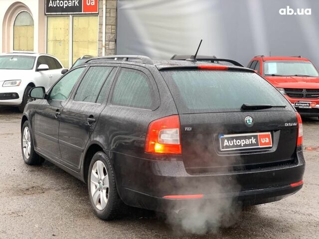 Чорний Шкода Октавія, об'ємом двигуна 1.6 л та пробігом 205 тис. км за 9290 $, фото 6 на Automoto.ua