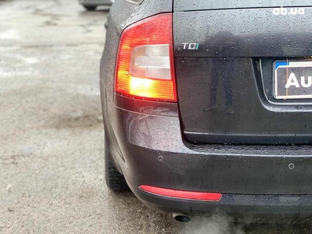Чорний Шкода Октавія, об'ємом двигуна 1.6 л та пробігом 205 тис. км за 9290 $, фото 11 на Automoto.ua