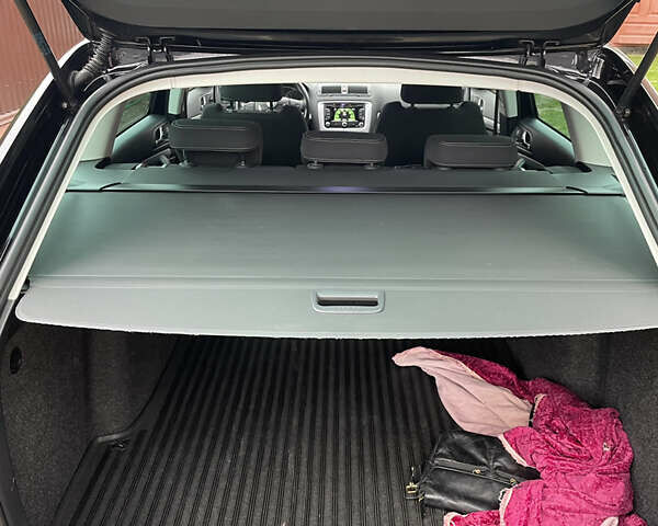 Чорний Шкода Октавія, об'ємом двигуна 1.6 л та пробігом 266 тис. км за 8000 $, фото 10 на Automoto.ua