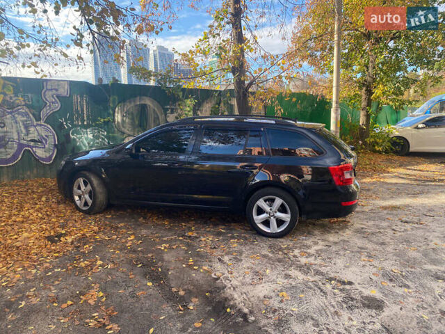 Шкода Октавия 2013 в Киеве на Automoto.ua Черный Шкода Октавия, объемом двигателя 1.97 л и пробегом 381 тыс. км за 10750 $, фото 15 на Automoto.ua