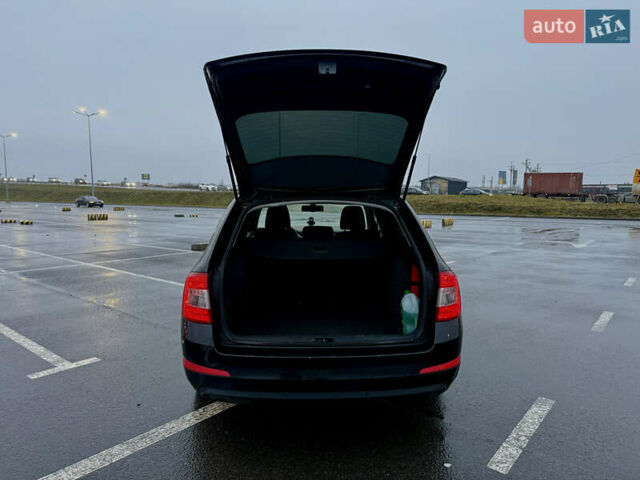 Черный Шкода Октавия, объемом двигателя 1.6 л и пробегом 335 тыс. км за 10000 $, фото 5 на Automoto.ua