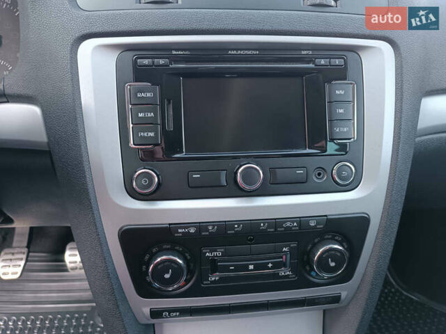 Черный Шкода Октавия, объемом двигателя 1.8 л и пробегом 198 тыс. км за 7900 $, фото 11 на Automoto.ua