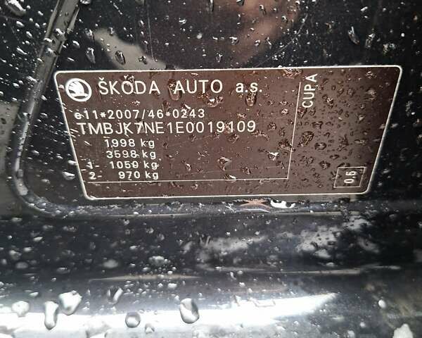 Черный Шкода Октавия, объемом двигателя 1.98 л и пробегом 285 тыс. км за 14000 $, фото 27 на Automoto.ua