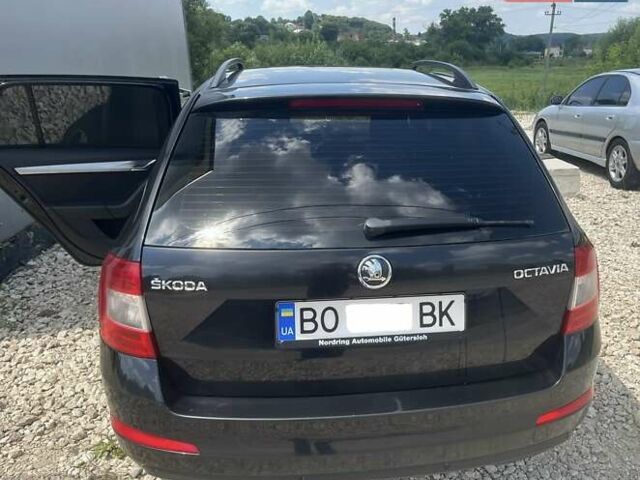 Черный Шкода Октавия, объемом двигателя 1.6 л и пробегом 282 тыс. км за 10500 $, фото 3 на Automoto.ua