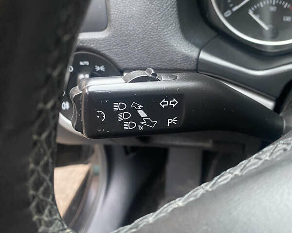 Чорний Шкода Октавія, об'ємом двигуна 1.6 л та пробігом 236 тис. км за 9000 $, фото 44 на Automoto.ua