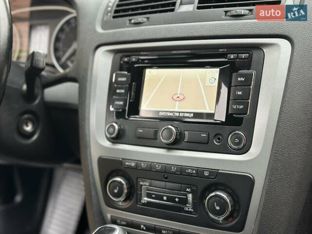 Черный Шкода Октавия, объемом двигателя 1.6 л и пробегом 299 тыс. км за 8200 $, фото 54 на Automoto.ua