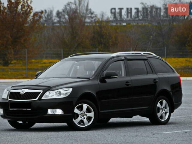 Черный Шкода Октавия, объемом двигателя 1.6 л и пробегом 132 тыс. км за 8450 $, фото 3 на Automoto.ua