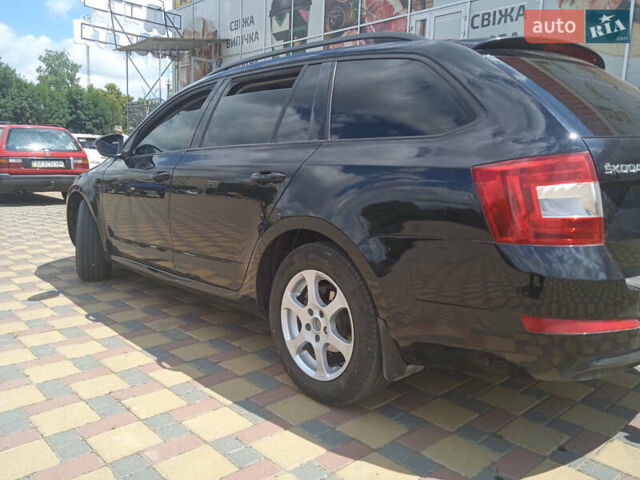 Черный Шкода Октавия, объемом двигателя 2 л и пробегом 350 тыс. км за 9500 $, фото 4 на Automoto.ua