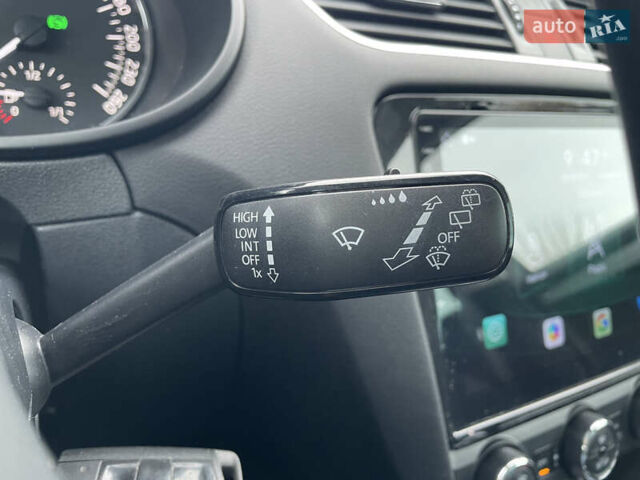 Черный Шкода Октавия, объемом двигателя 1.8 л и пробегом 198 тыс. км за 11500 $, фото 89 на Automoto.ua