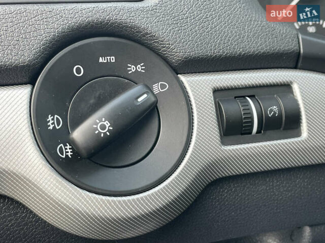 Шкода Октавия 2013 в Луцке на Automoto.ua Черный Шкода Октавия, объемом двигателя 1.6 л и пробегом 280 тыс. км за 9999 $, фото 25 на Automoto.ua