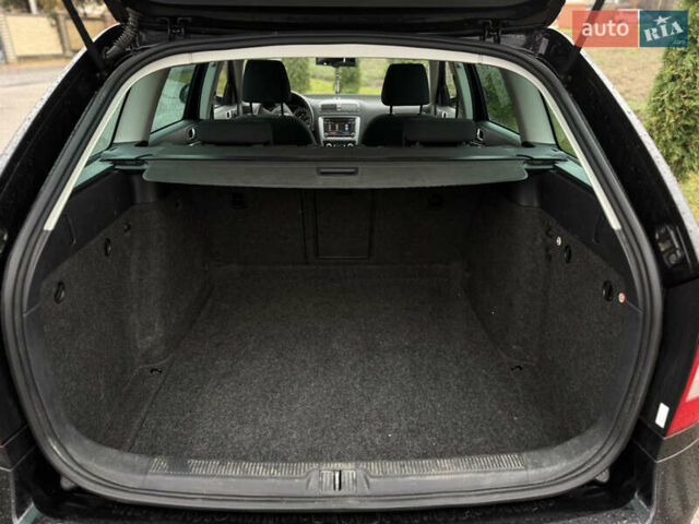 Черный Шкода Октавия, объемом двигателя 1.6 л и пробегом 246 тыс. км за 8900 $, фото 9 на Automoto.ua