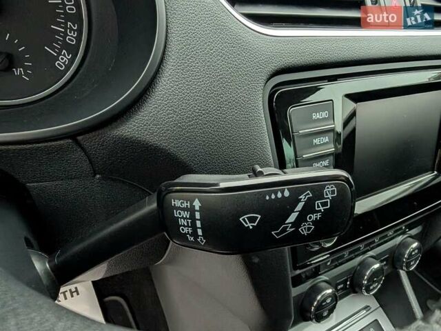 Чорний Шкода Октавія, об'ємом двигуна 1.8 л та пробігом 231 тис. км за 9950 $, фото 34 на Automoto.ua