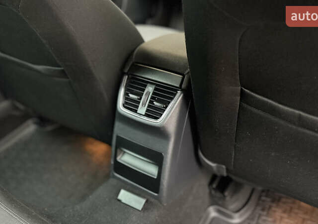 Черный Шкода Октавия, объемом двигателя 1.6 л и пробегом 257 тыс. км за 11150 $, фото 30 на Automoto.ua