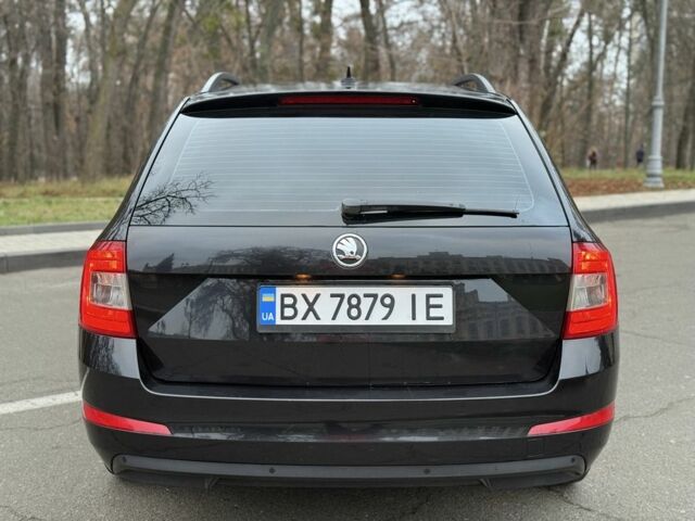 Черный Шкода Октавия, объемом двигателя 1.6 л и пробегом 330 тыс. км за 9300 $, фото 6 на Automoto.ua