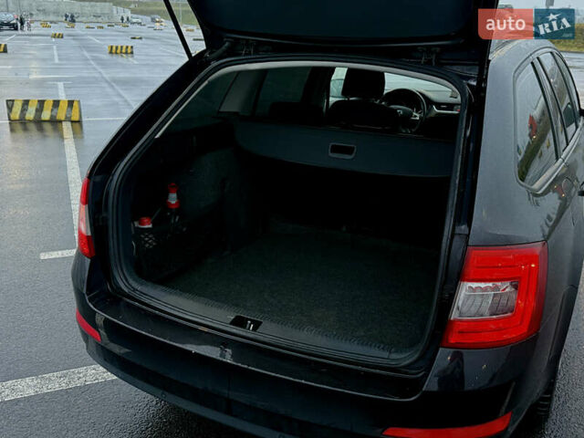 Черный Шкода Октавия, объемом двигателя 1.6 л и пробегом 335 тыс. км за 10000 $, фото 36 на Automoto.ua