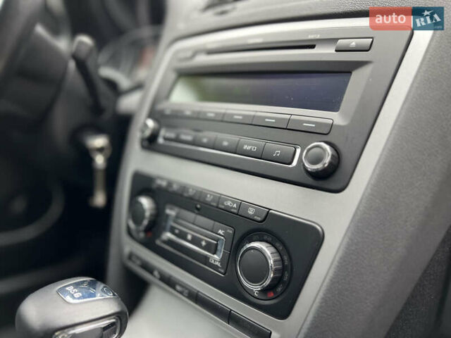 Чорний Шкода Октавія, об'ємом двигуна 1.8 л та пробігом 195 тис. км за 8900 $, фото 40 на Automoto.ua