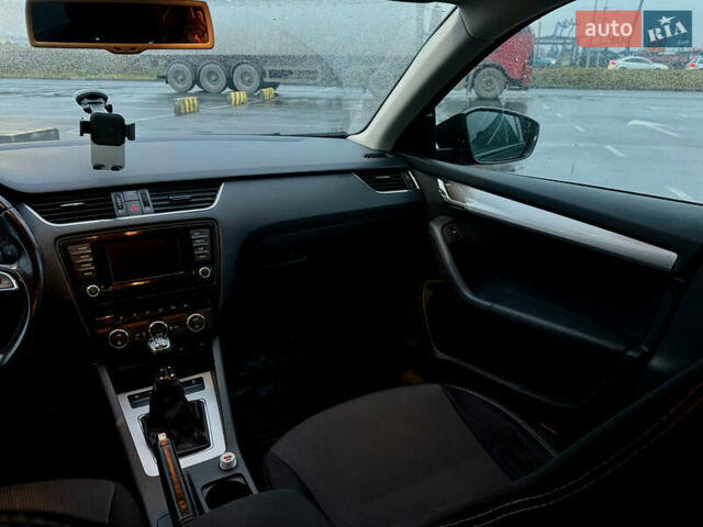 Черный Шкода Октавия, объемом двигателя 1.6 л и пробегом 335 тыс. км за 10000 $, фото 29 на Automoto.ua