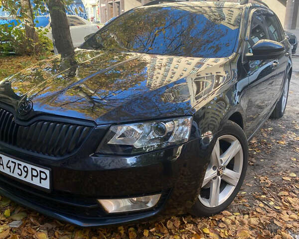 Шкода Октавия 2013 в Киеве на Automoto.ua Черный Шкода Октавия, объемом двигателя 1.97 л и пробегом 381 тыс. км за 10750 $, фото 8 на Automoto.ua