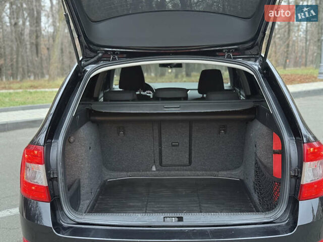 Черный Шкода Октавия, объемом двигателя 1.6 л и пробегом 330 тыс. км за 10300 $, фото 52 на Automoto.ua