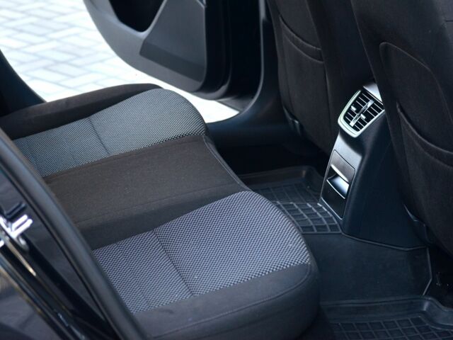 Черный Шкода Октавия, объемом двигателя 1.6 л и пробегом 148 тыс. км за 10500 $, фото 10 на Automoto.ua