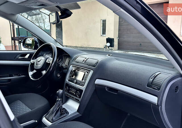 Чорний Шкода Октавія, об'ємом двигуна 1.6 л та пробігом 236 тис. км за 9499 $, фото 39 на Automoto.ua