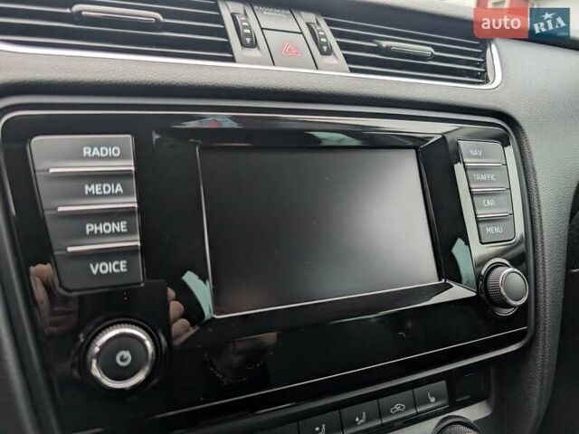 Чорний Шкода Октавія, об'ємом двигуна 1.8 л та пробігом 231 тис. км за 9950 $, фото 35 на Automoto.ua